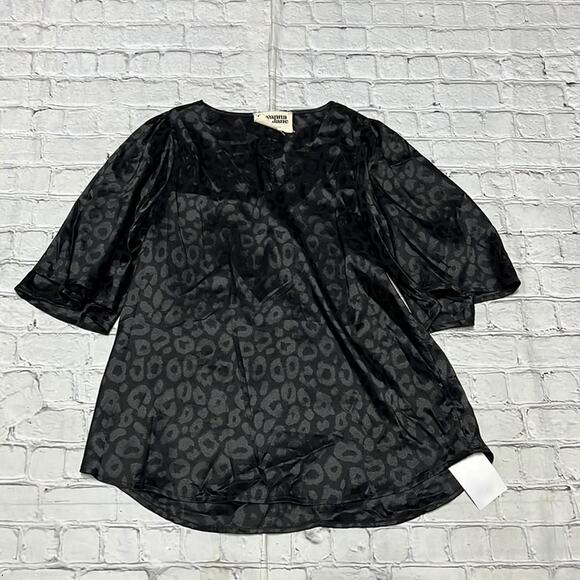 NWT Savanna Jane Black Leopard Cheetah Blouse Shirt Top S - Picture 1 of 3